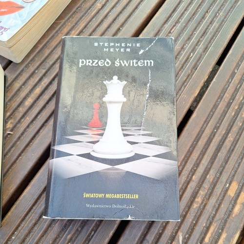 Przed świtem stephenie - przed, świtem.