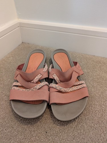 Pink clarks sandals - pink,