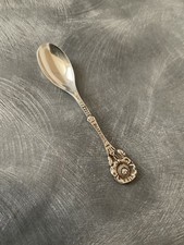 SOLID SILVER DUTCH HALLMARKED FLOWER DESIGN SALT SPOON H HOOYKAAS CIRCA 1940