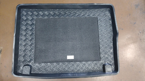 Boot mat tray liner car - ,