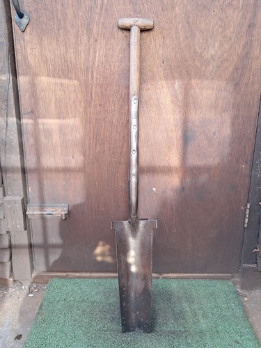Vintage bulldog trenching - bulldog,