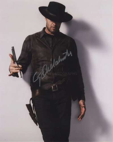 Garret dillahunt john dorie - john,