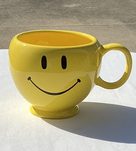 Teleflora smiley face mug - teleflora,
