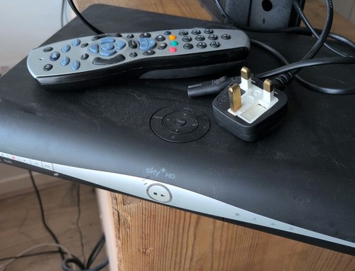Sky box - sky+hd, drx890