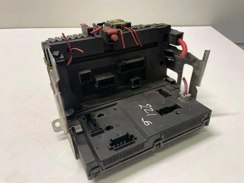 Mercedes benz w221 fuse - fuse, box