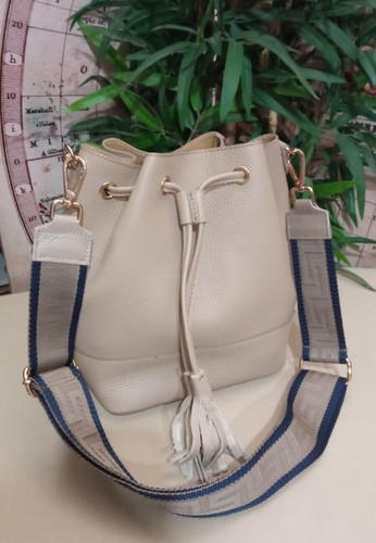 Taupe genuine leather bucket - taupe,
