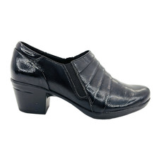 Womens 9 M Clarks Emslie Guide