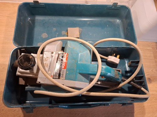 Makita 1100 power planer - makita,
