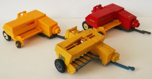Britains lot 3x hay - britains, of