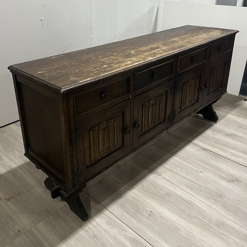Rustic dark oak style - dark,