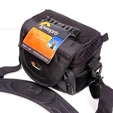🔥 LowePro Nova 1 AW DSLR