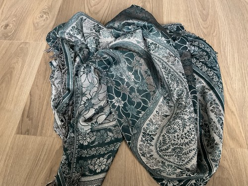 Large paisley pashmina shawl - paisley,