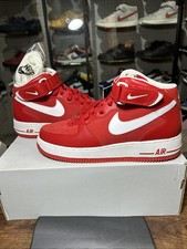 Size 8 - Nike Air Force 1 '07