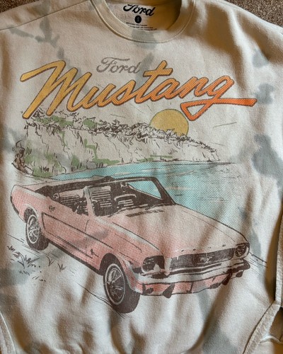 Ford mustang white sweatshirt - ford,