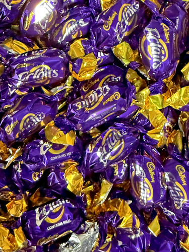 Cadbury chocolate eclairs pick - cadbury,