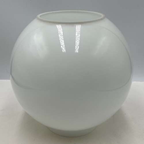 Vtg white opal aladdin - white/opal, dome