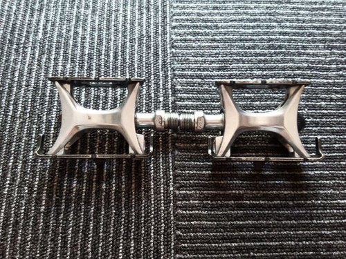 Suntour cyclone pedals used - suntour,