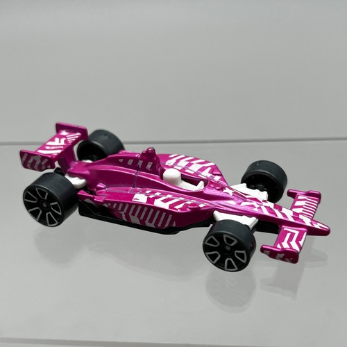 Hot wheels indy - hot,