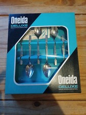 Oneida Delux Sooid Stainless