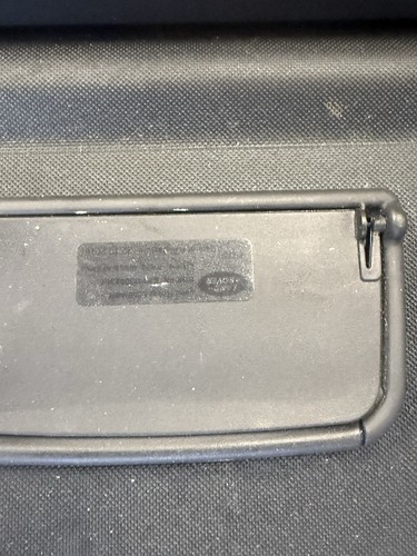 Land rover discovery parcel - land,