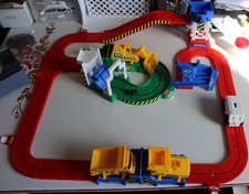 Vintage  TOMY  Big Loader