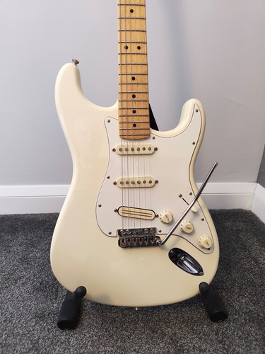 Fender stratocaster performer - fender,