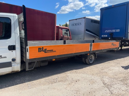 Iveco daily flat - iveco, bed