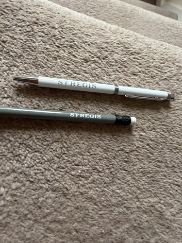 Regis hotel pen - st,