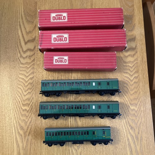 Hornby dublo suburban coaches - hornby,