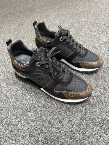 Louis vuitton run - louis, away