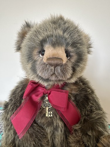 Charlie bears clinton - charlie, tags