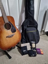 Yamaha FG800 Acoustic Guitar with Case Picks +  Capo and Tuner + string cleaner 