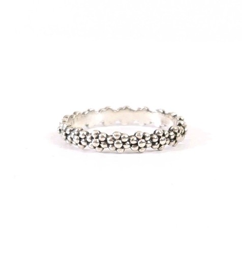 Pandora ring daisies - of, 8