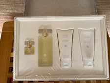 Pure White Linen Estee Lauder Gift Box Perfume Body Wash & Lotion