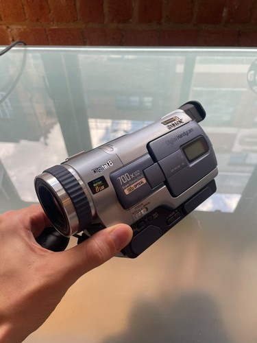 Sony dcr trv230e camcorder - sony,