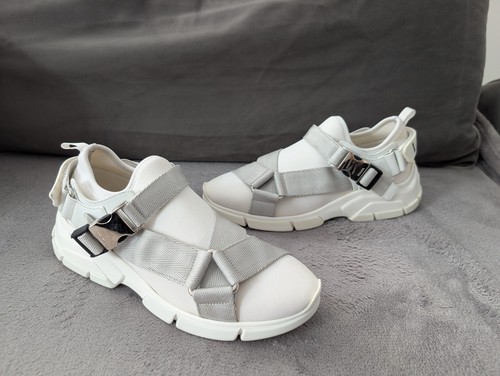 Prada white buckled neoprene - white,