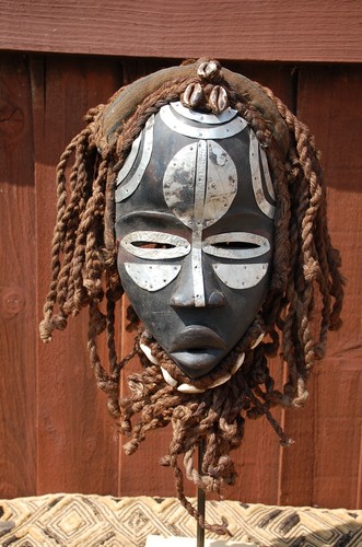 Dan deangle female - 'deangle', mask