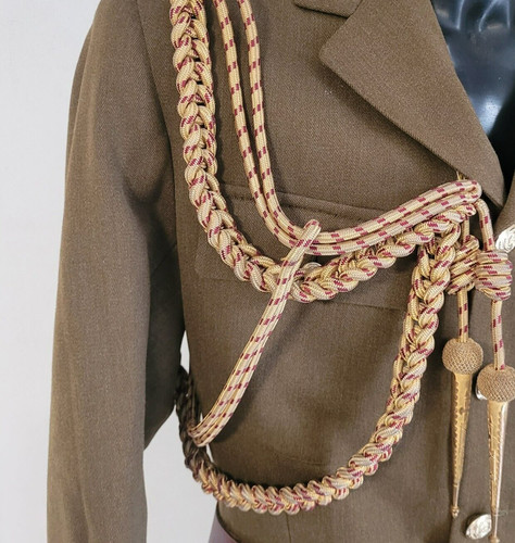 Military captains aiguillette - captains,