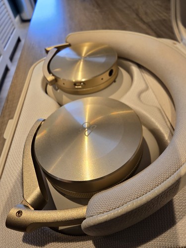 Bang olufsen beoplay - bang,