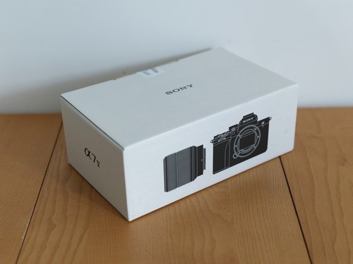 Brand new sony alpha v - sony, a7