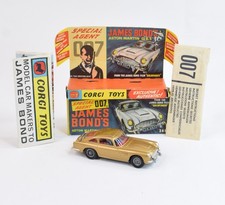 Corgi Toys 261 James Bond DB5 Virtually Mint/Nice box (Toffee Gold)