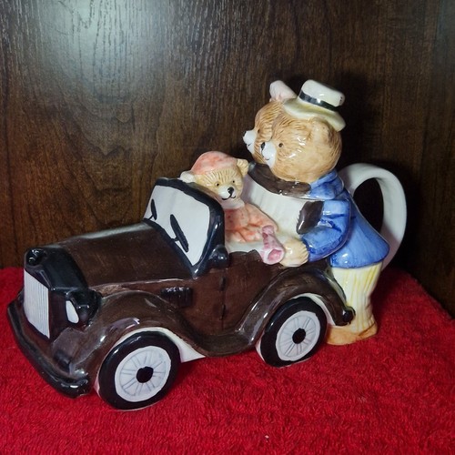 Vintage bear family car teapot - family,
