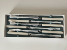 Vintage Boxed Set 6 Tea Knives