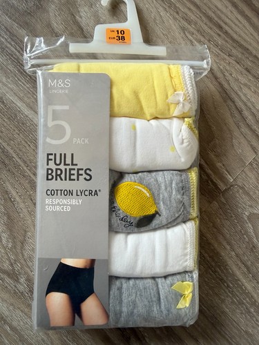 Pairs full briefs - of, /