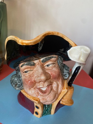 Royal doulton large - large, character
