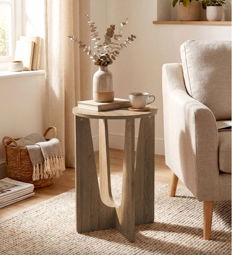 Round end table wooden - round,