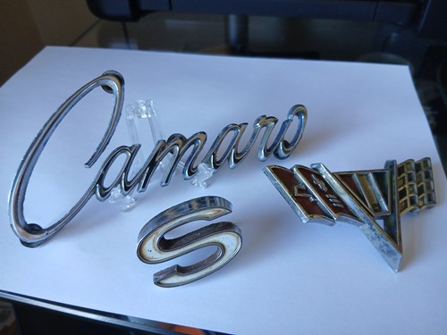 Chevrolet camaro badge - camaro,