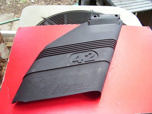 Craftsman riding mower - 42",
