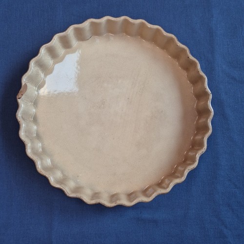 Emile henry flan pie - emile, dish