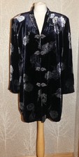 WINDSMOOR NAVY SILK MIX FLORAL